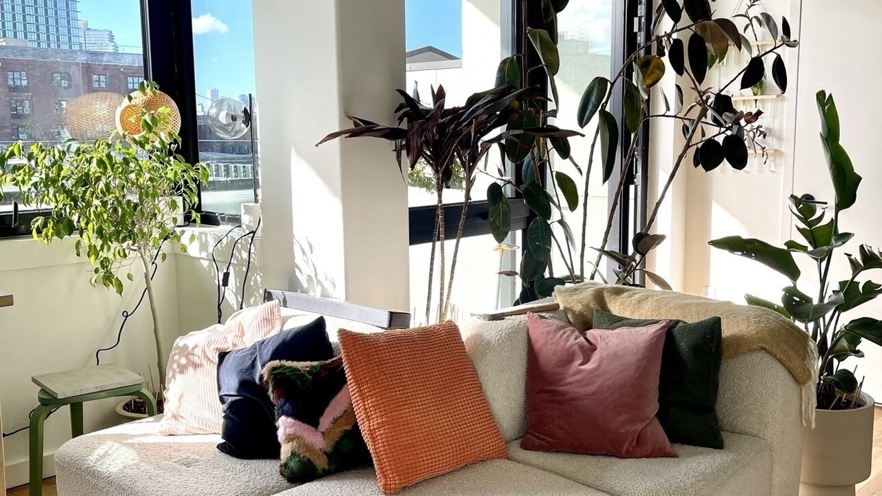 Photo of Livingroom in Greenpoint