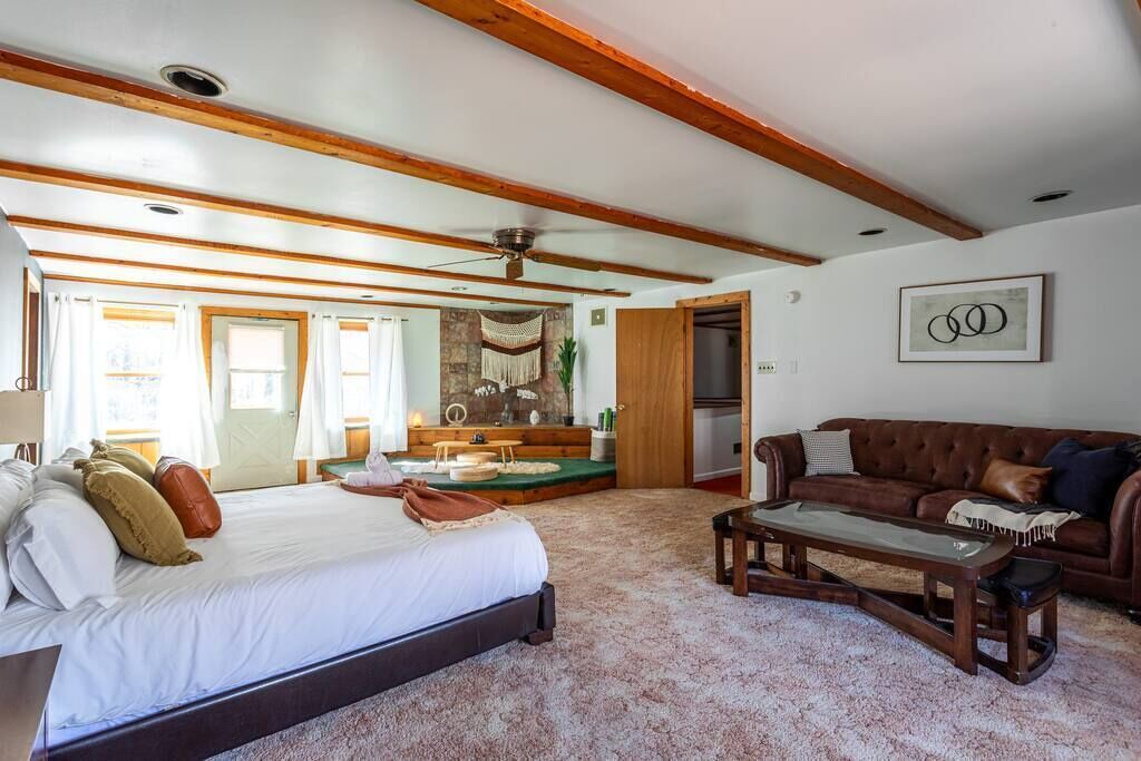 Photo of Livingroom in East Stroudsburg