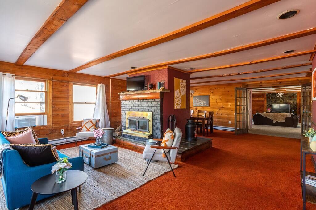 Photo of Livingroom in East Stroudsburg