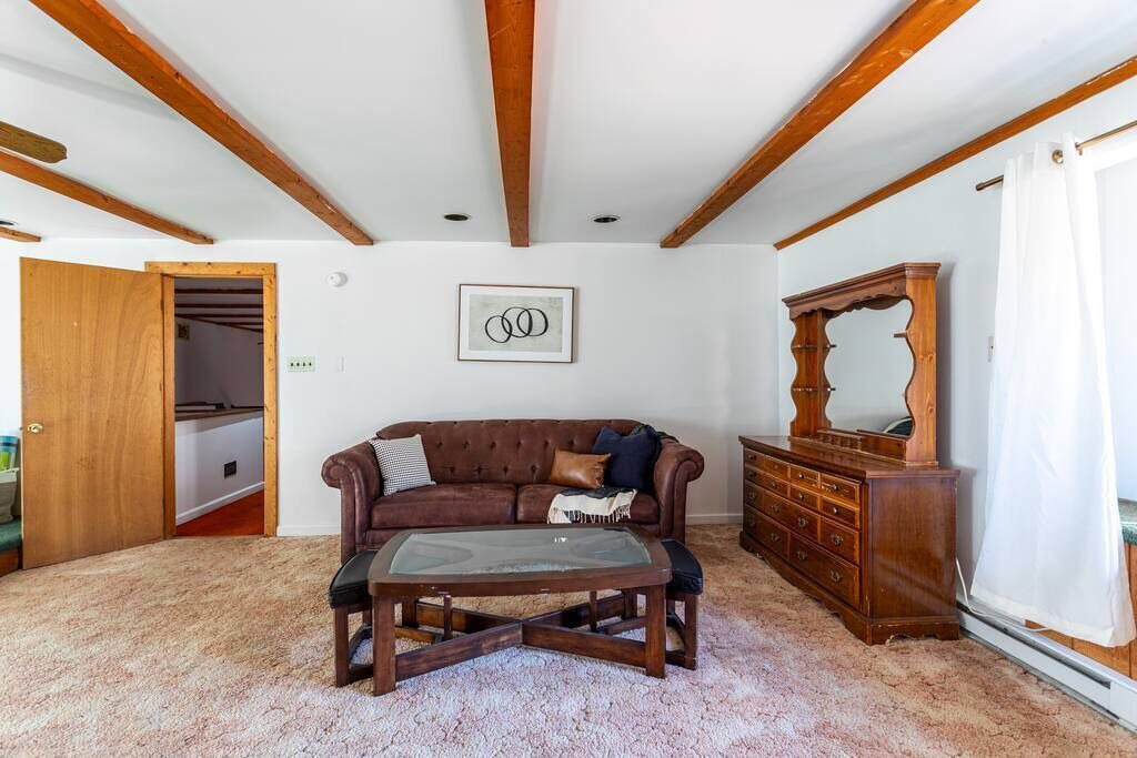 Photo of Livingroom in East Stroudsburg