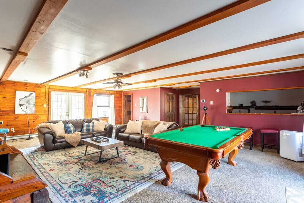 Photo of Livingroom in East Stroudsburg