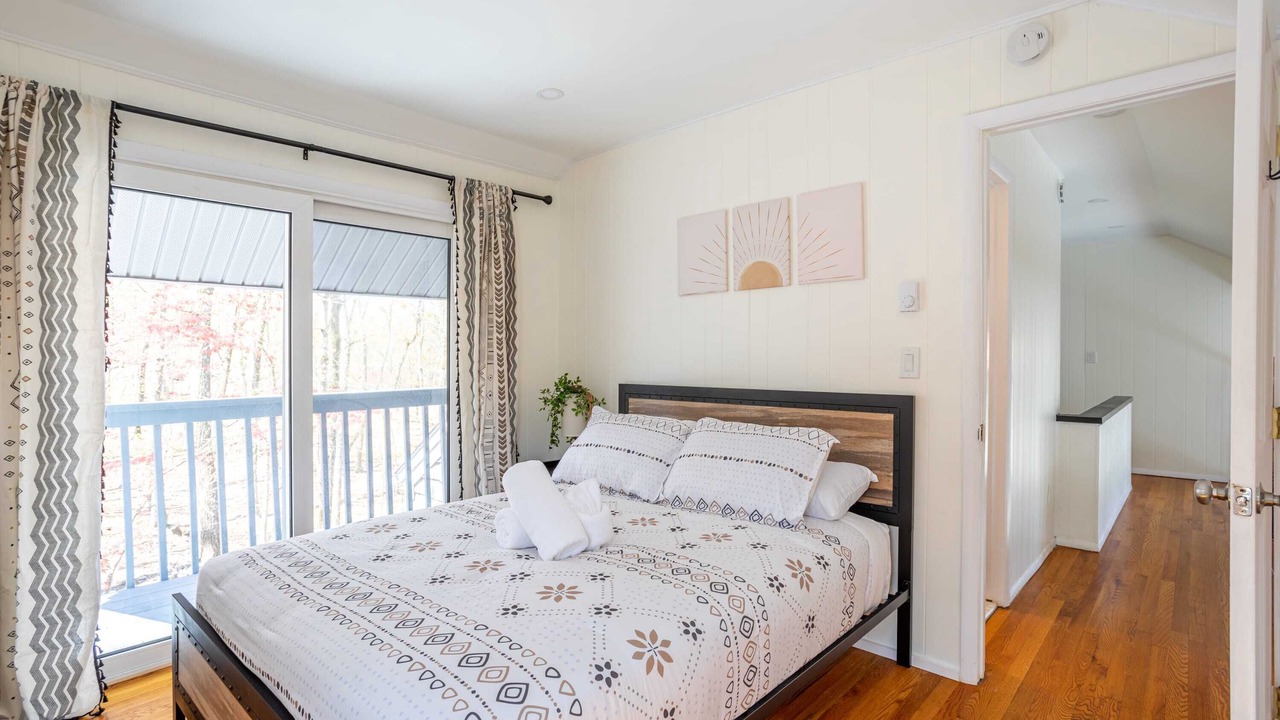 Photo of Bedroom in East Stroudsburg