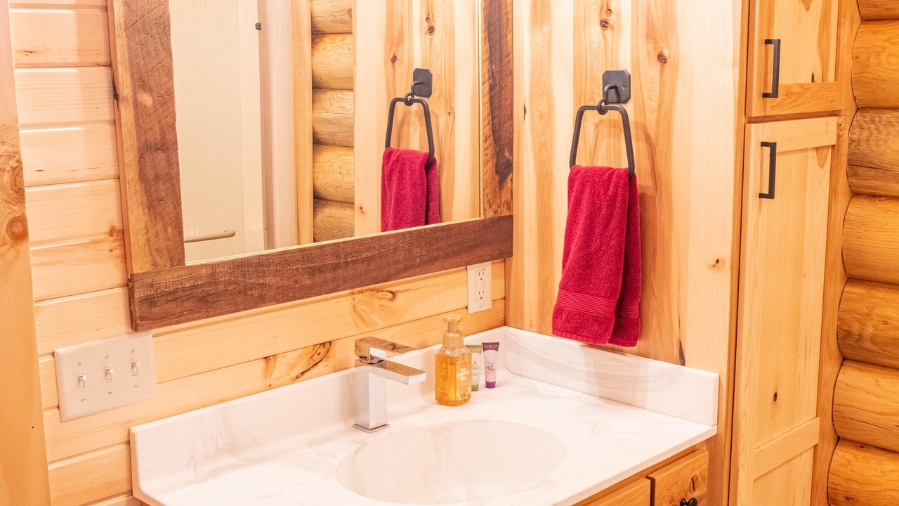 Photo of Bathroom in Sugarcreek
