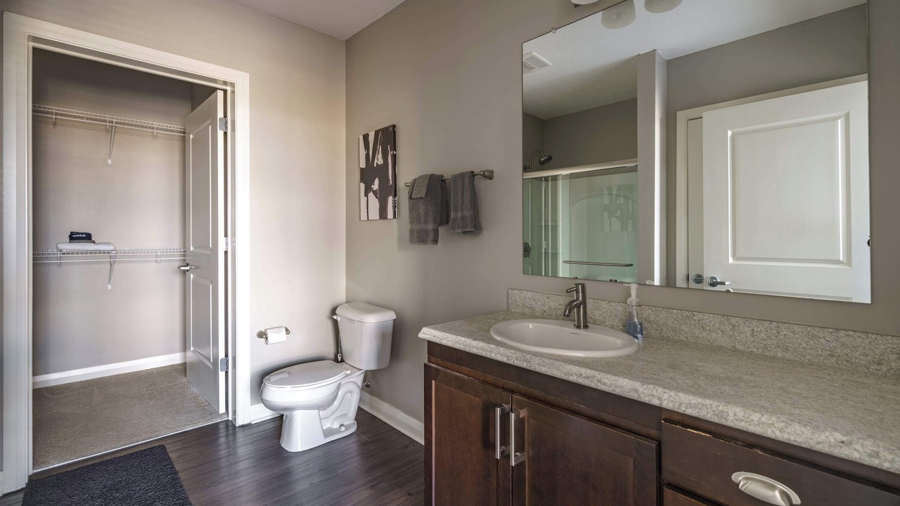 Photo of Bathroom in Downtown Columbus
