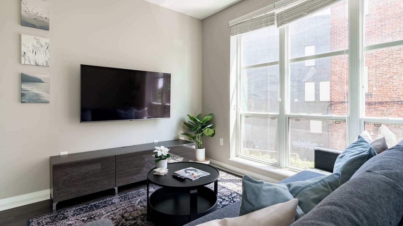 Photo of Livingroom in Scioto Mile