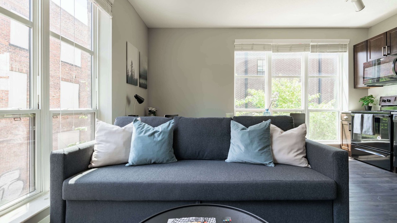 Photo of Livingroom in Scioto Mile