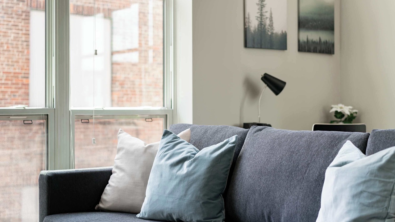 Photo of Livingroom in Scioto Mile