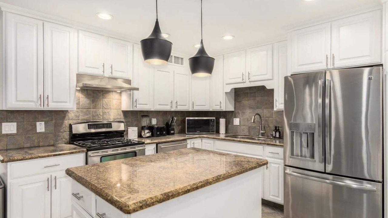 Photo of Kitchen in Scottsdale Estates Nine