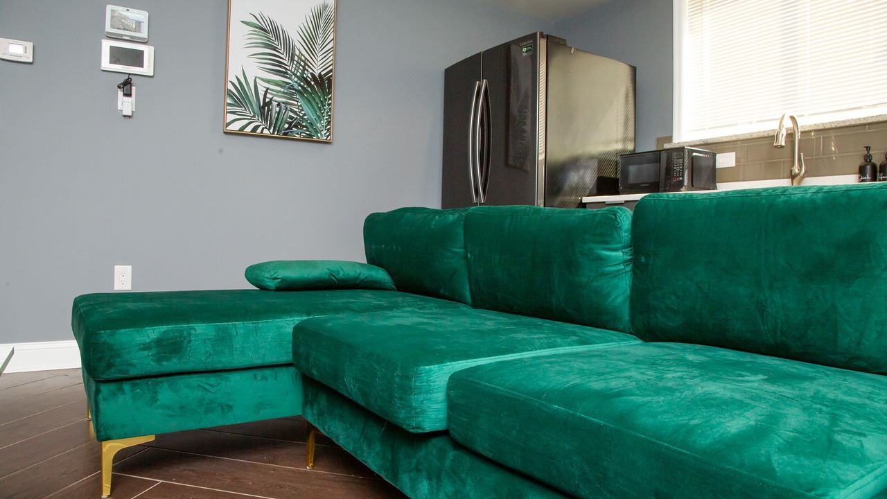 Photo of Livingroom in North Philadelphia East