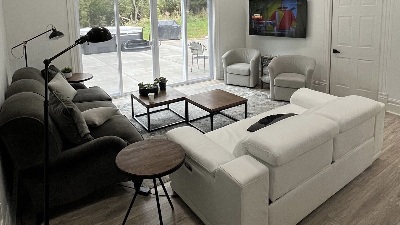 Photo of Livingroom in Bakerstown
