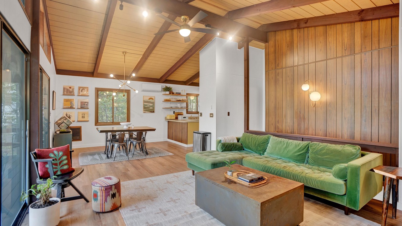 Photo of Livingroom in Gouldsboro