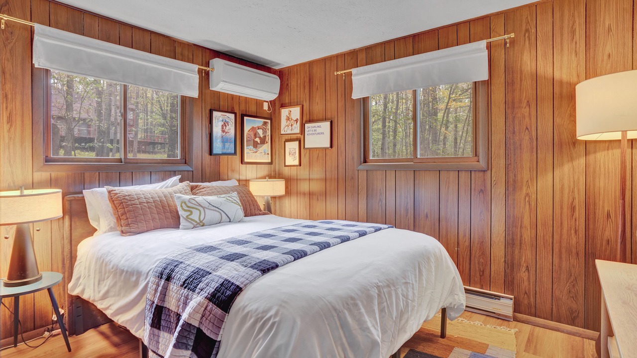 Photo of Bedroom in Gouldsboro