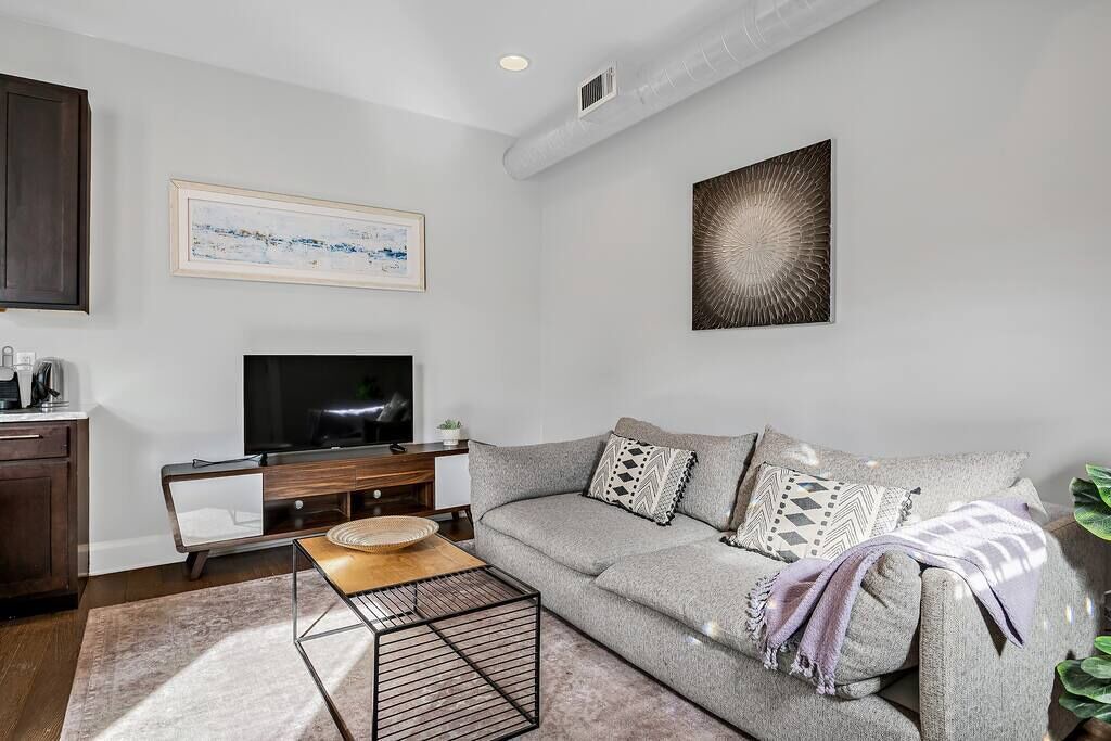 Photo of Livingroom in Downtown Harrisburg