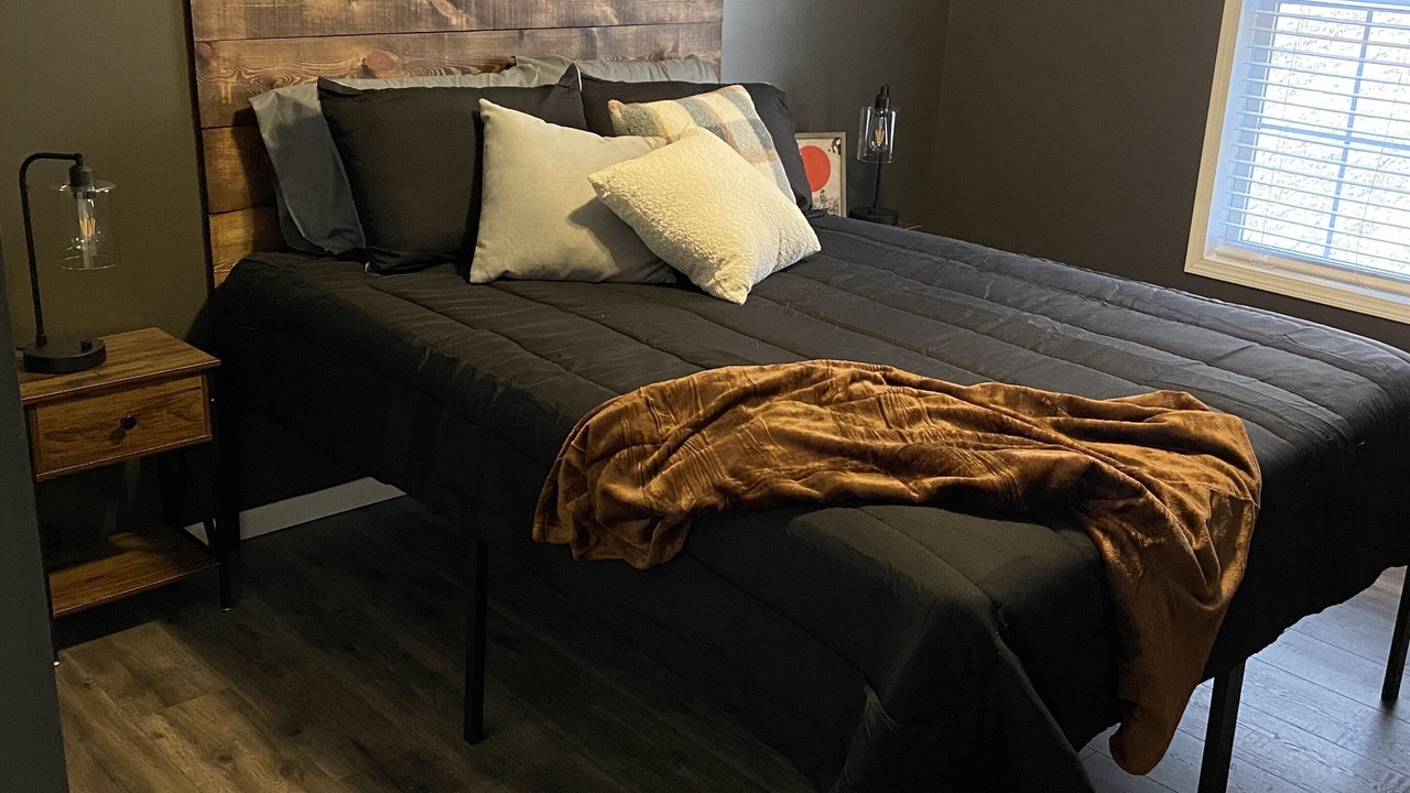 Photo of Bedroom in Newcomb