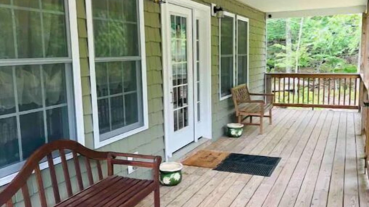 Photo of Patio Balcony in Lackawaxen