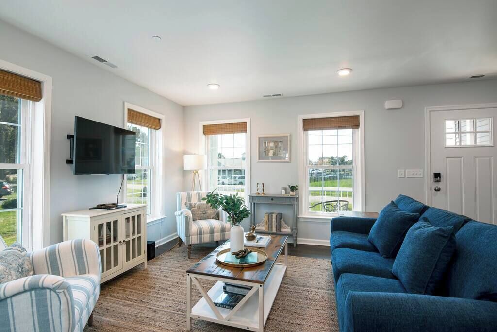 Photo of Livingroom in Tilghman