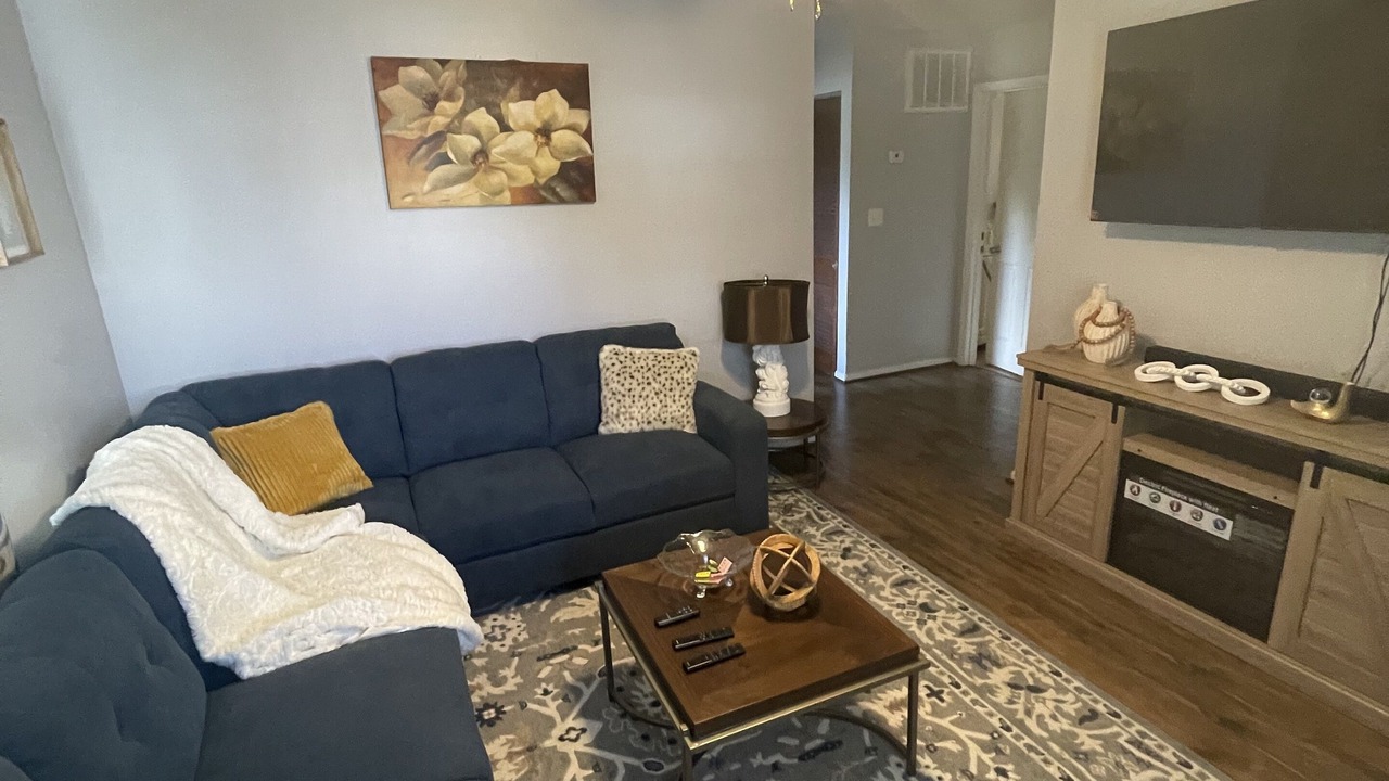 Photo of Livingroom in Dayton
