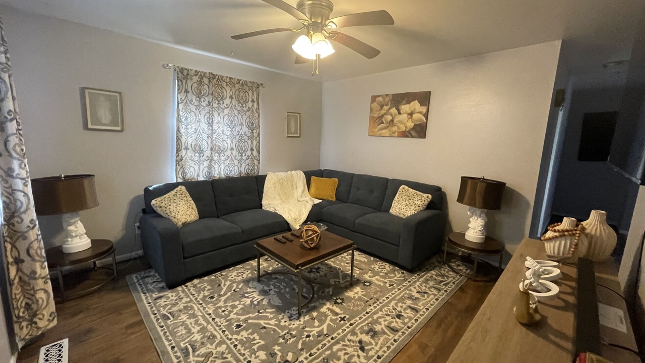 Photo of Livingroom in Dayton