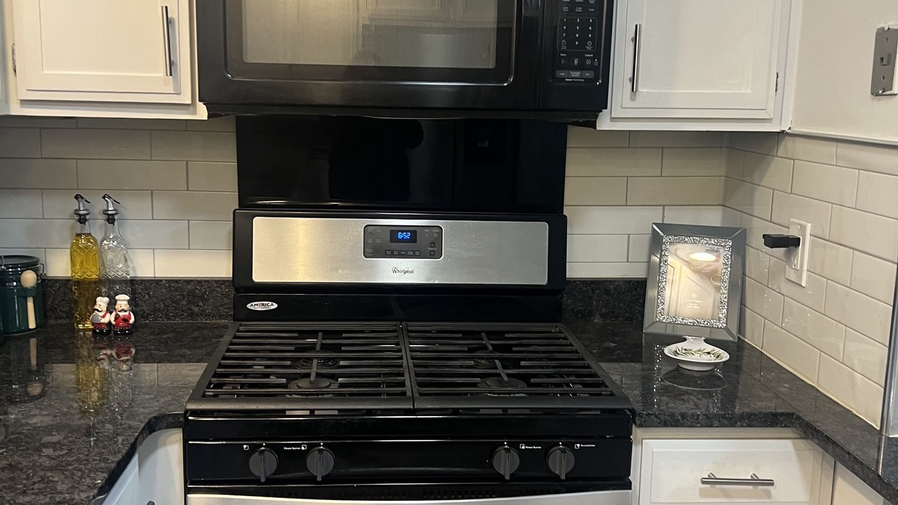 Photo of Kitchen in Foxcroft Square