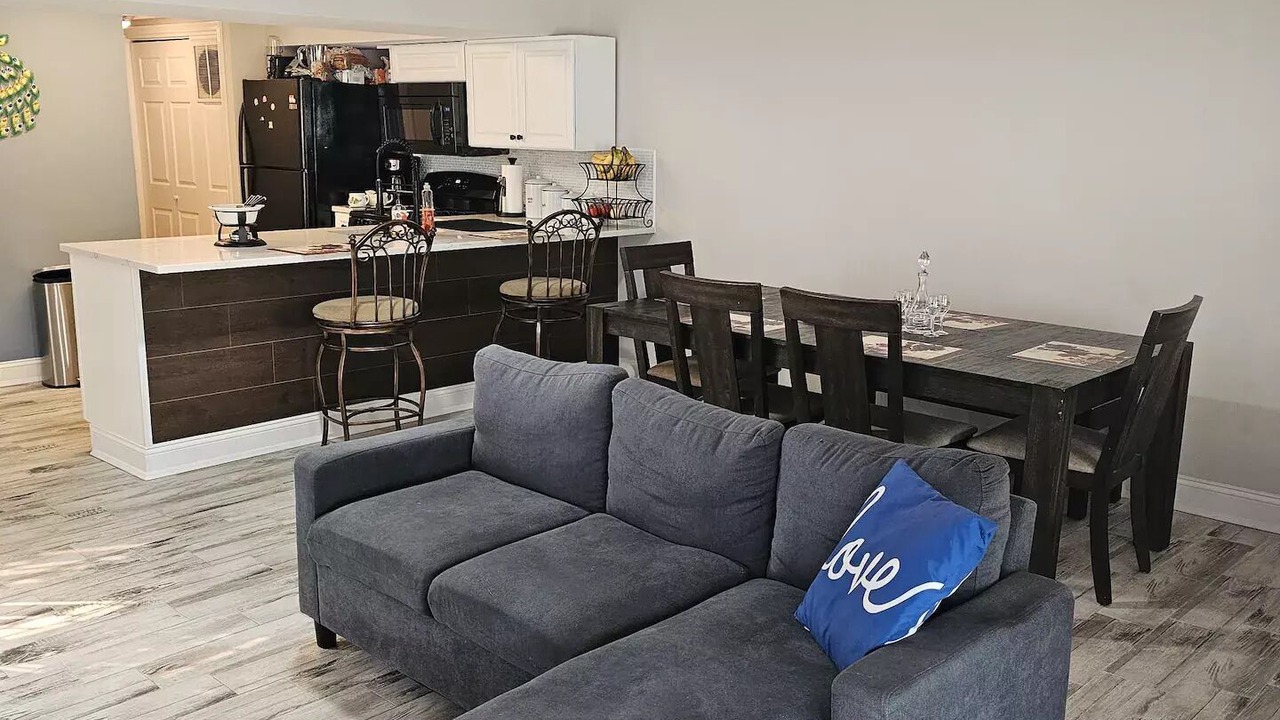 Photo of Livingroom in Port Elizabeth
