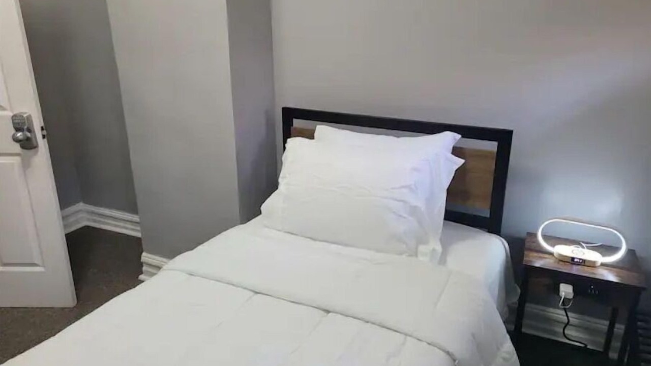 Photo of Bedroom in Williamsbridge
