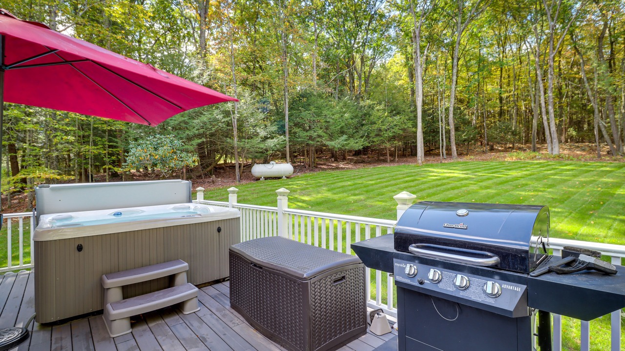 Photo of Outdoor in Reeders