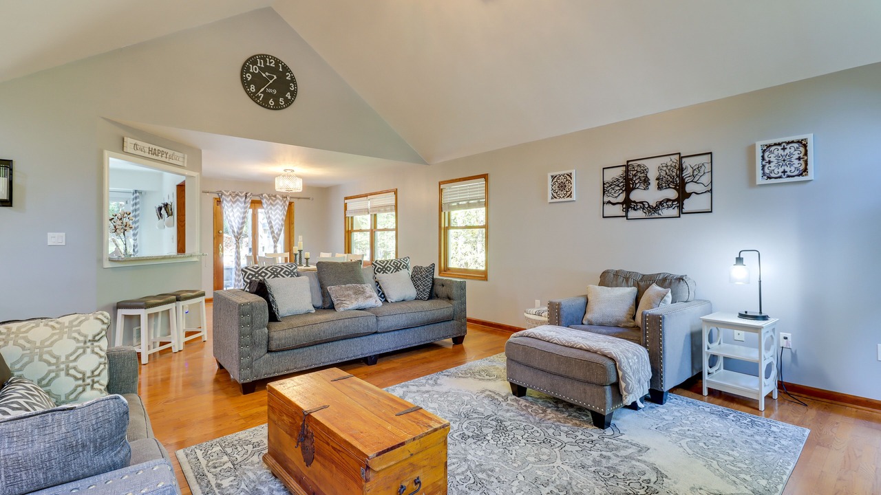 Photo of Livingroom in Reeders