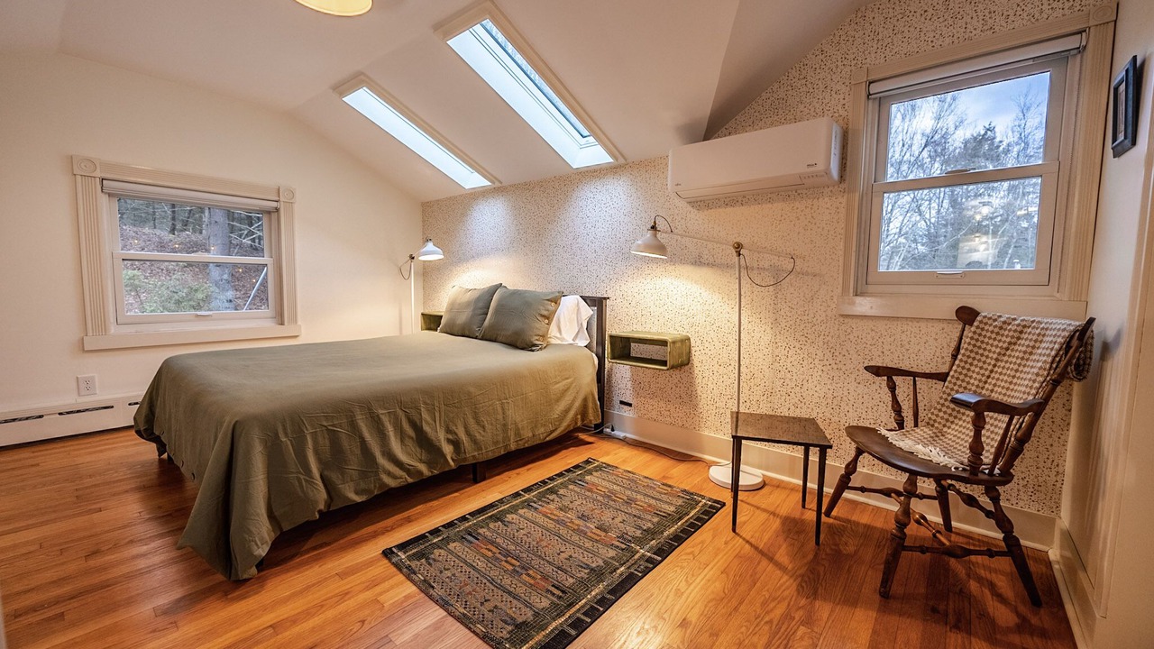 Photo of Bedroom in Cuddebackville