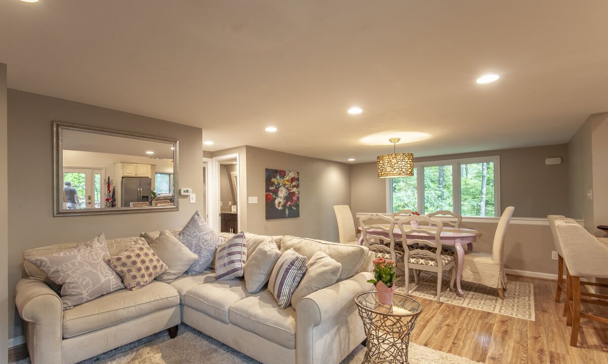 Photo of Livingroom in Roseland