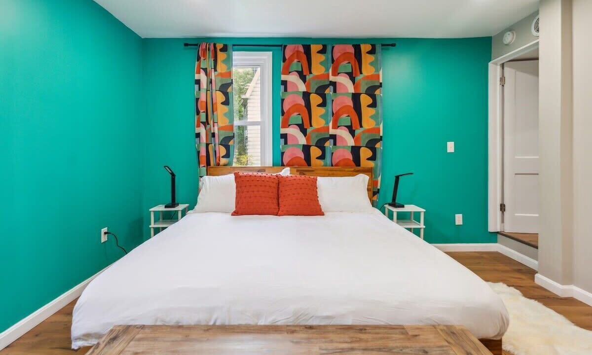 Photo of Bedroom in Castle Shannon