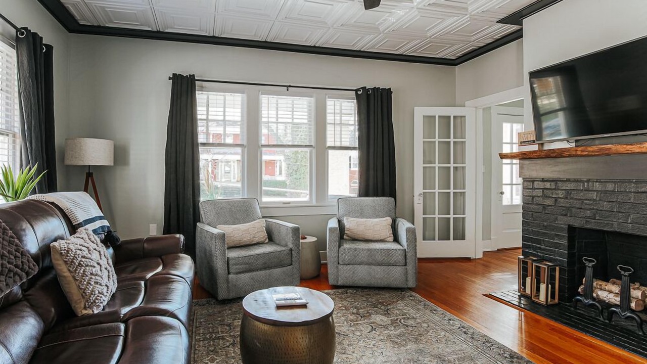 Photo of Livingroom in Staunton