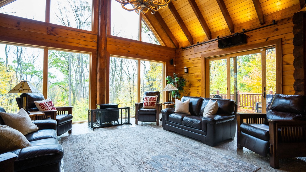 Photo of Bedroom in Ellicottville