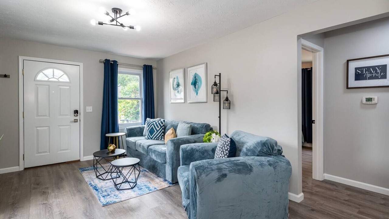 Photo of Livingroom in Dayton