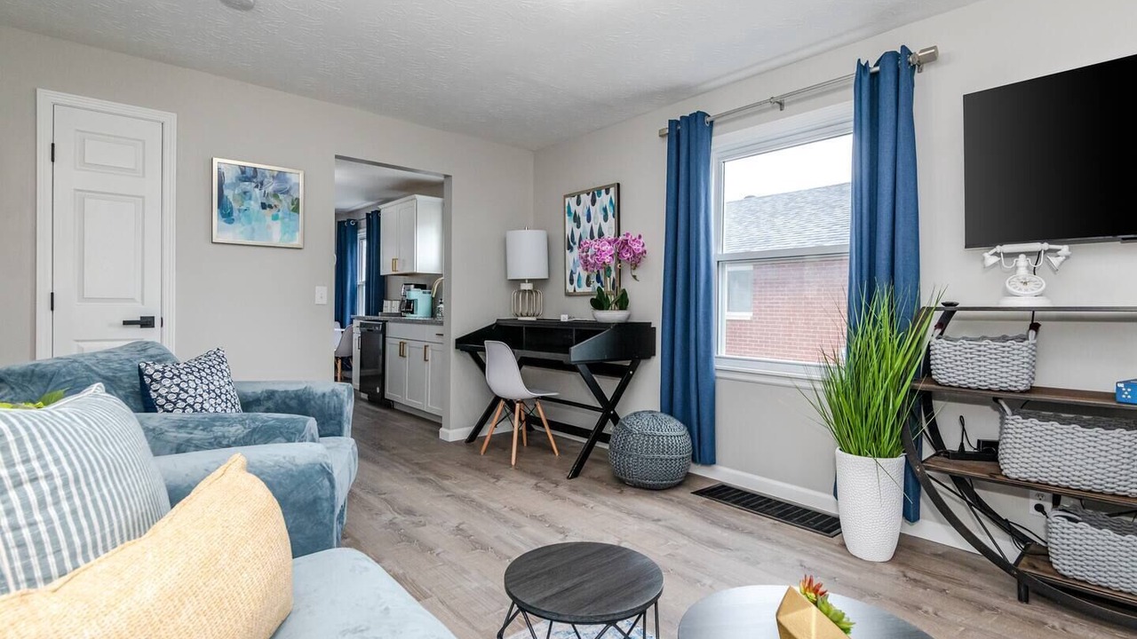Photo of Livingroom in Dayton