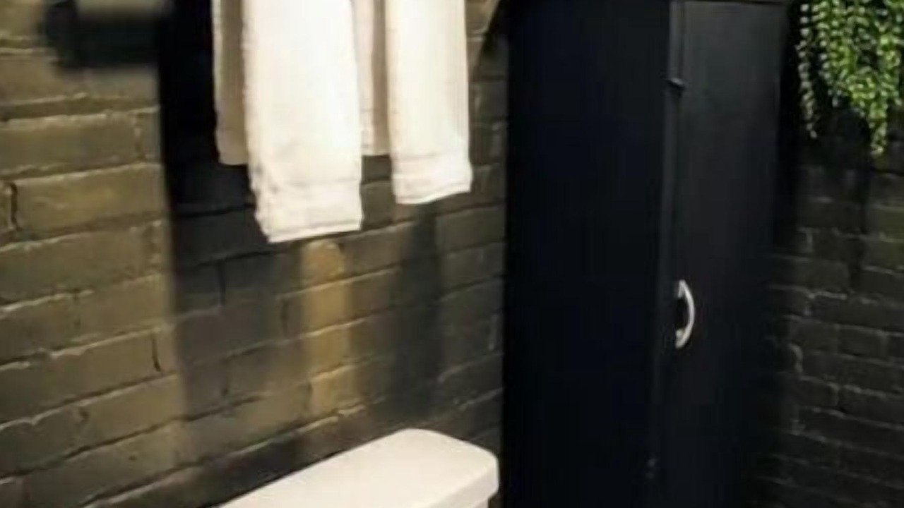 Photo of Bathroom in Detroit - Shoreway