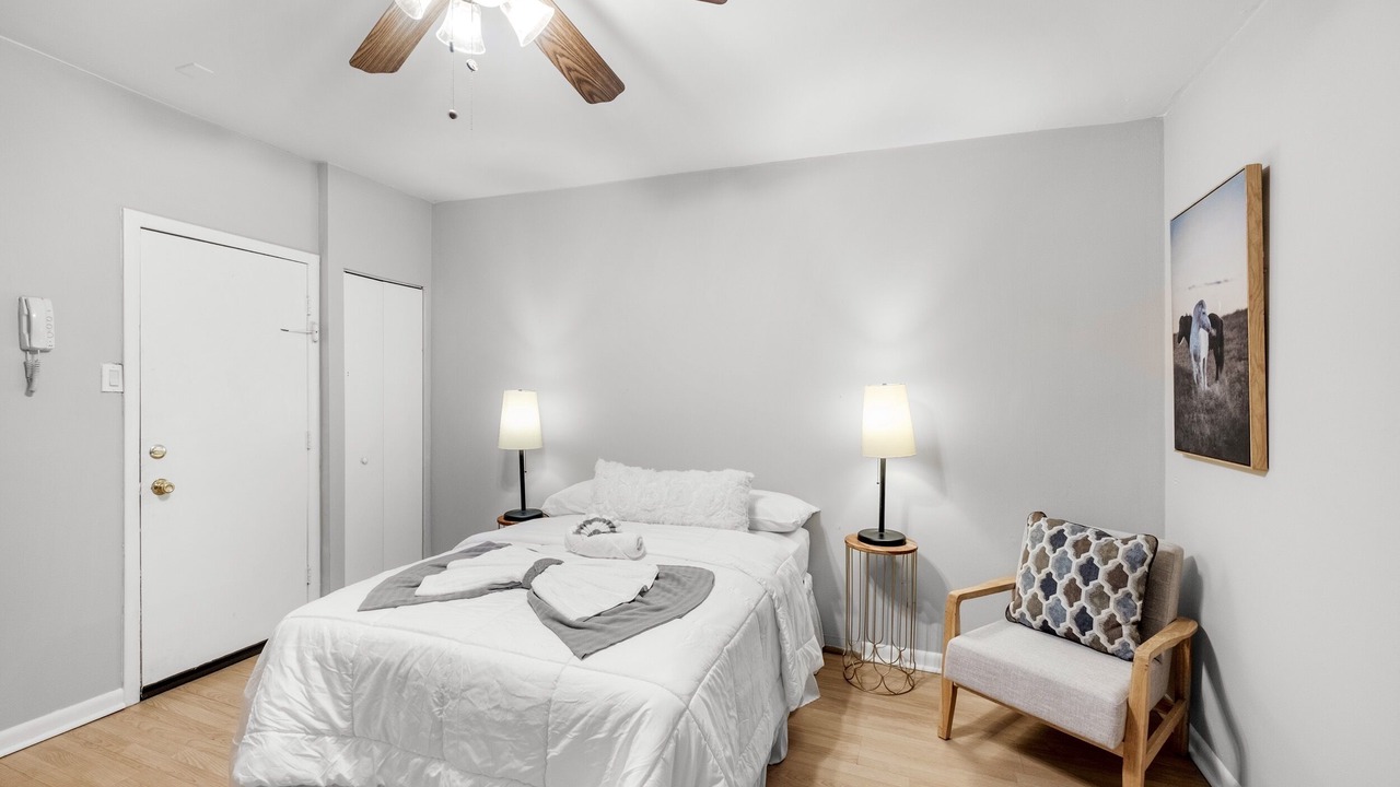 Photo of Bedroom in Graduate Hospital