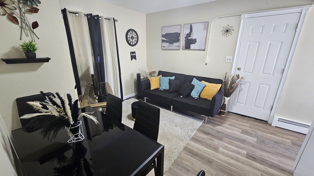 Photo of Livingroom in Rahway