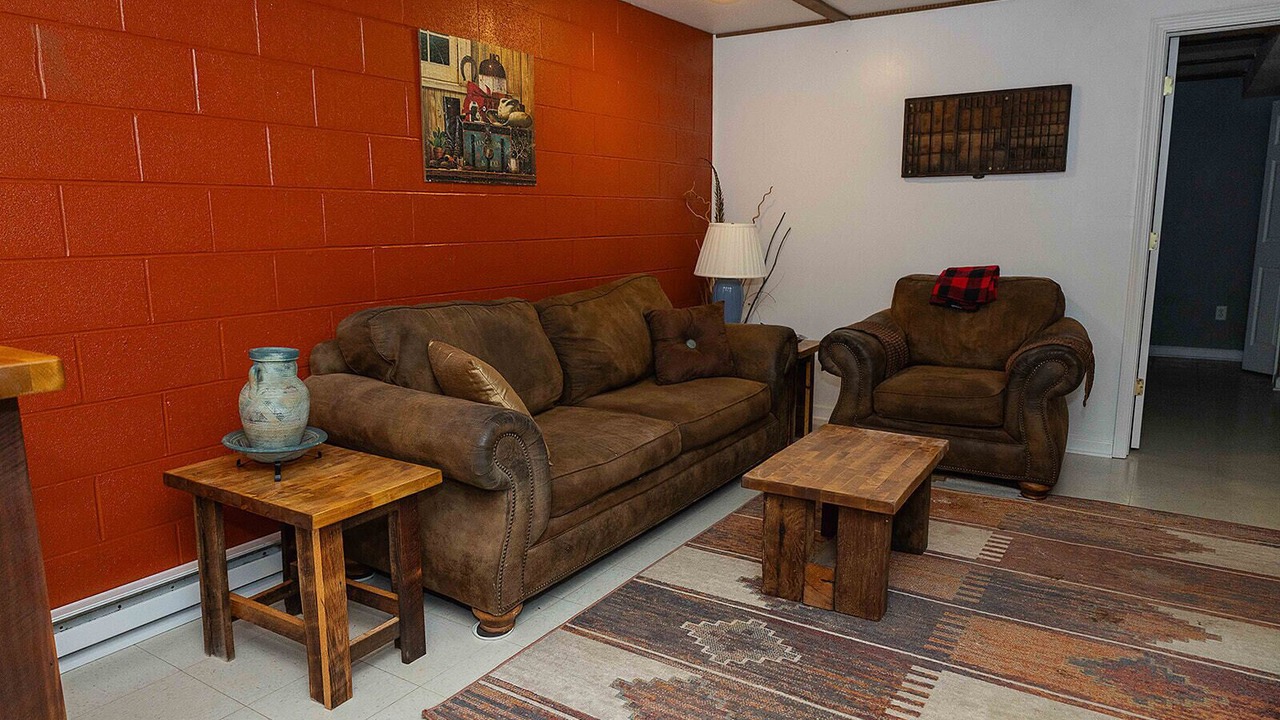 Photo of Livingroom in Waynesburg