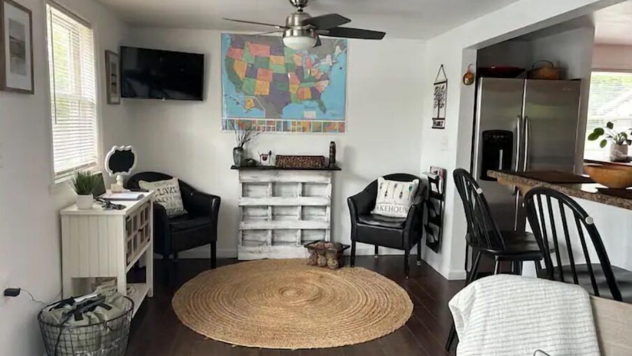 Photo of Livingroom in Cambridge Springs