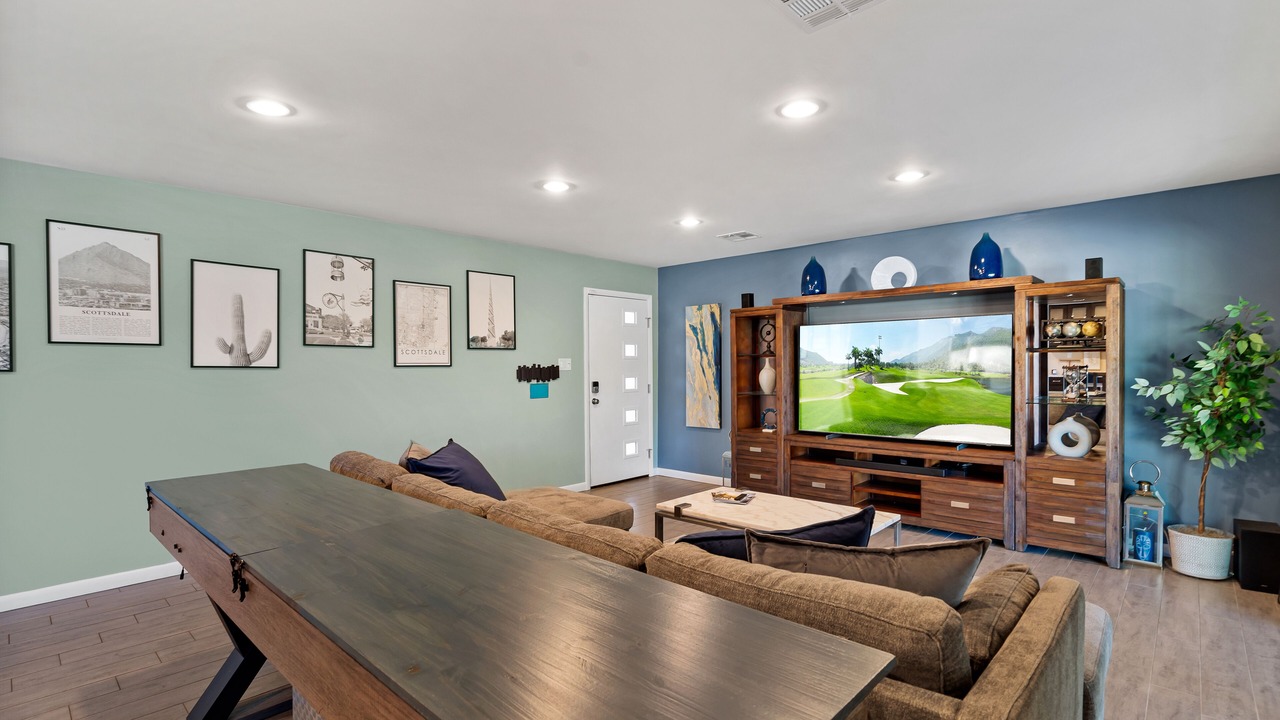 Photo of Livingroom in Scottsdale Estates Nine