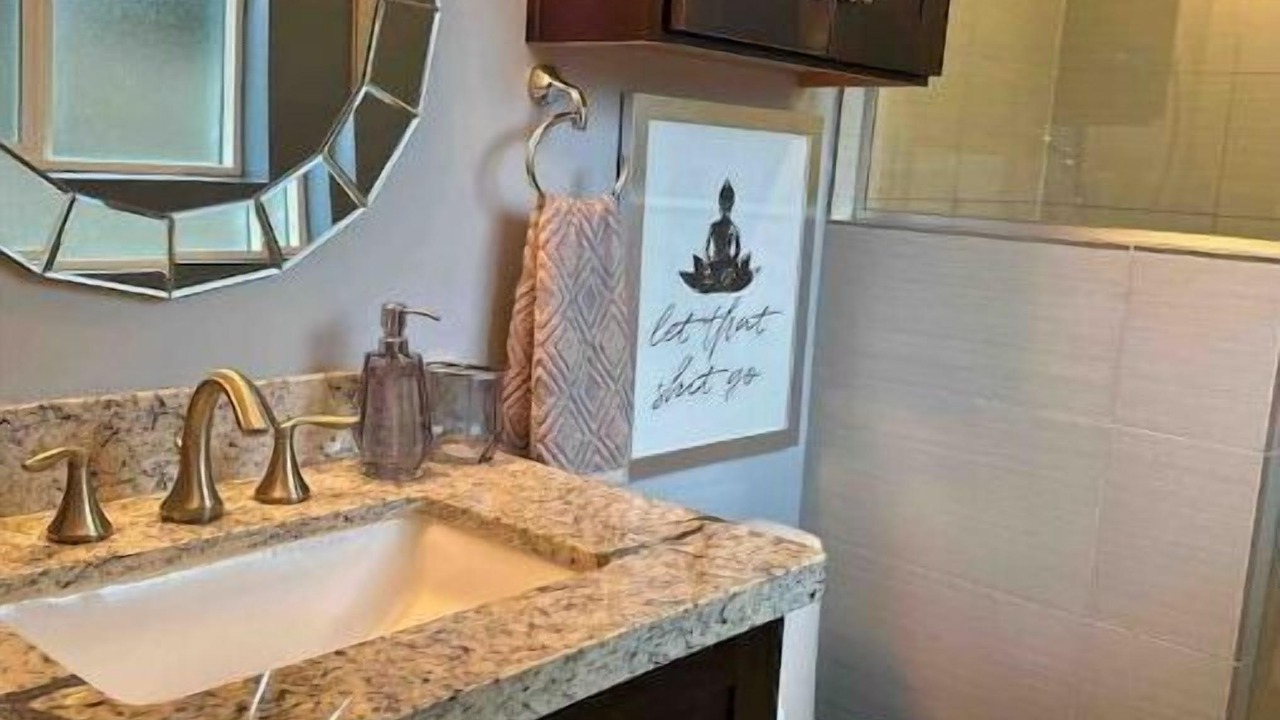 Photo of Bathroom in Scottsdale Estates Nine