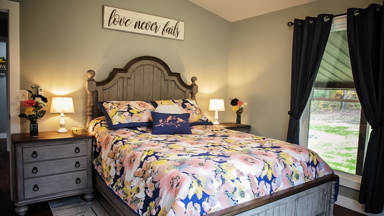 Photo of Bedroom in West Union