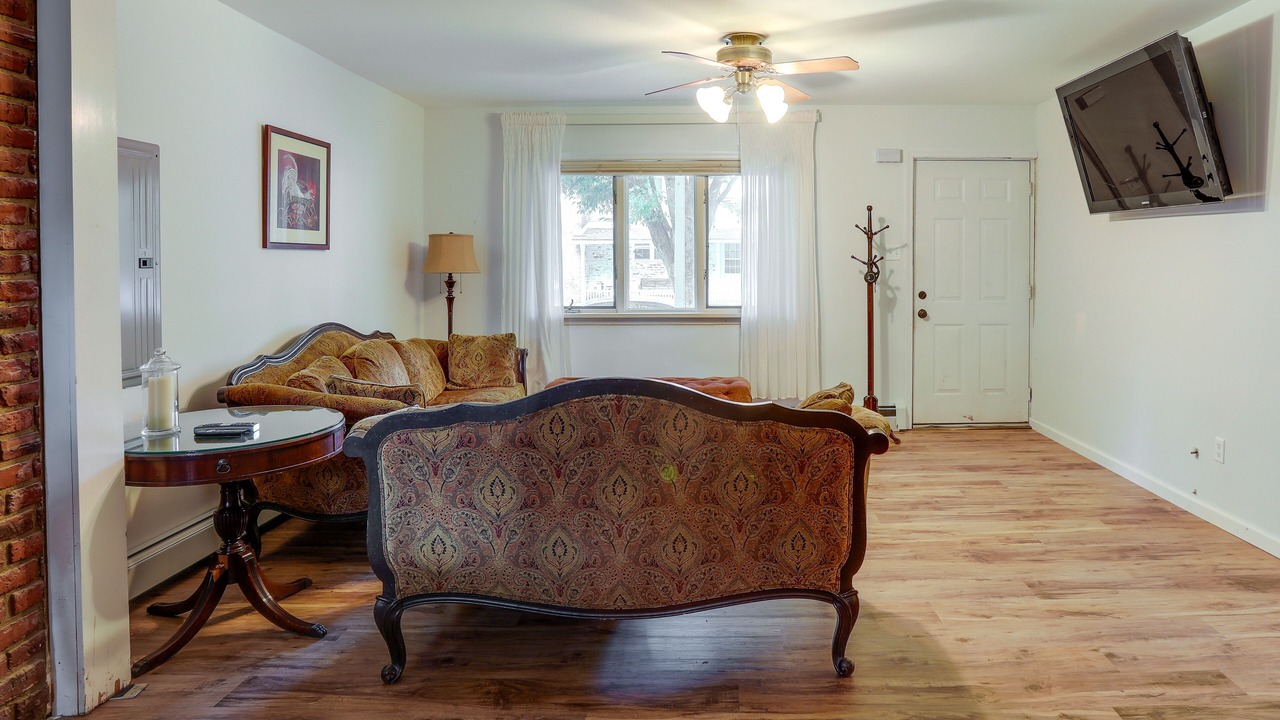 Photo of Livingroom in Lambertville