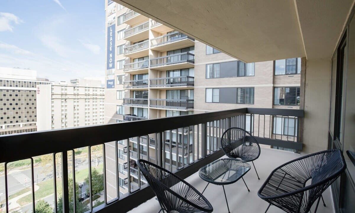 Photo of Patio Balcony in Crystal City