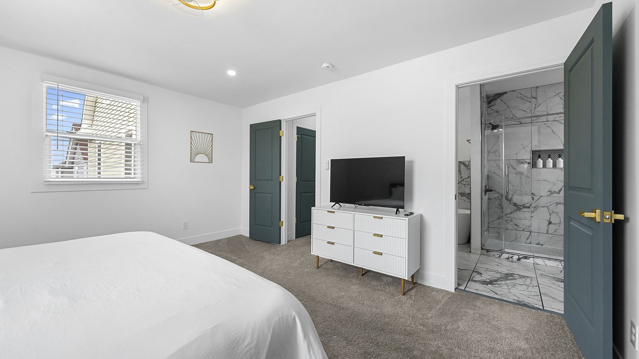 Photo of Bedroom in Downtown Columbus
