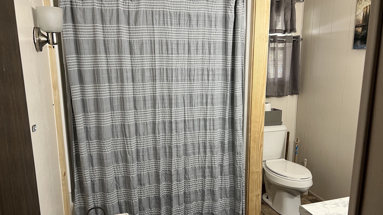 Photo of Bathroom in Blue Rock
