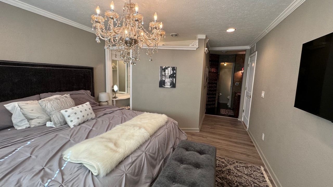 Photo of Bedroom in Strongsville