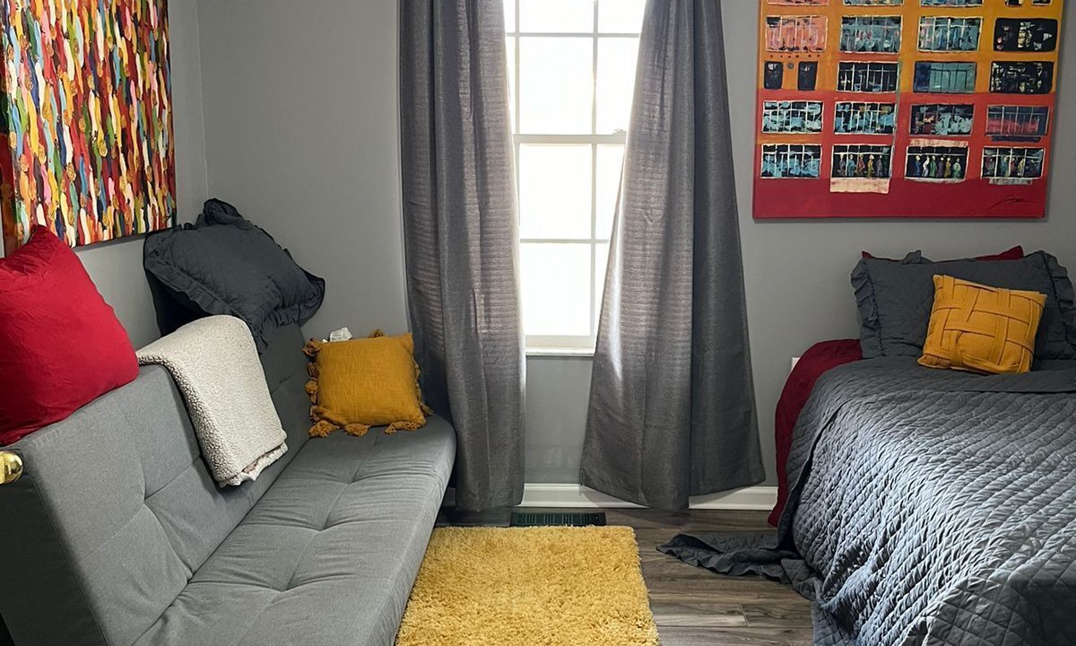 Photo of Bedroom in Clinton