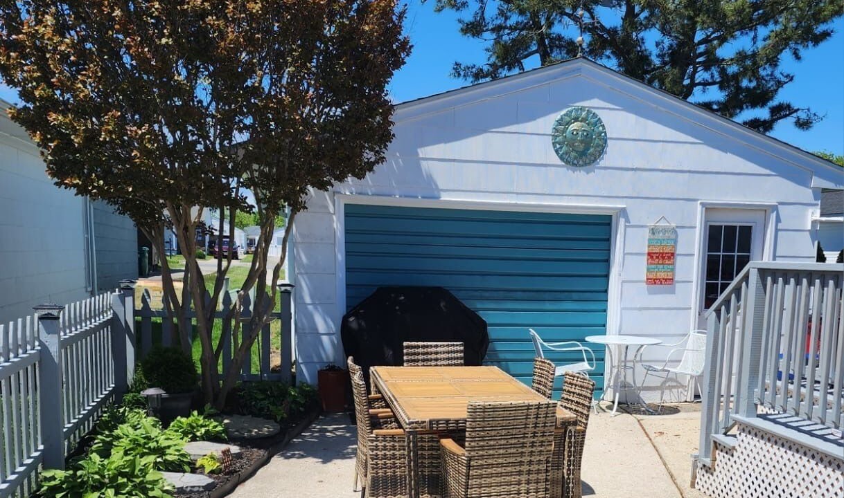 Photo of Outdoor in Village Green