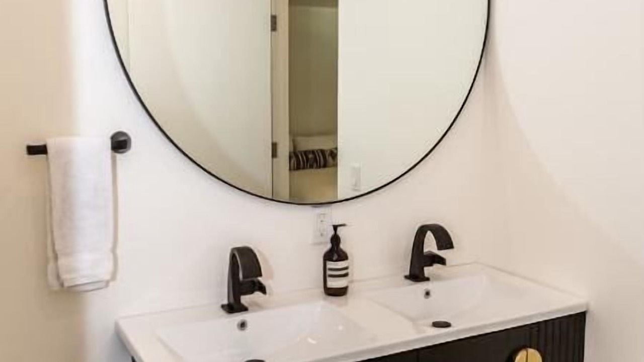 Photo of Bathroom in Lakeville